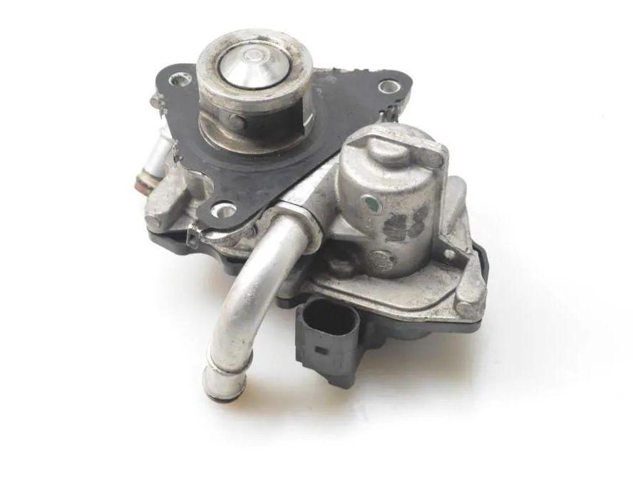 VOLKSWAGEN Golf 7 generation (2012-2024) EGR vārsts 04L131501S 32404901