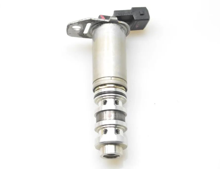 BMW 3 Series E90/E91/E92/E93 (2004-2013) Additional Inner Engine Parts 7584115 32817525