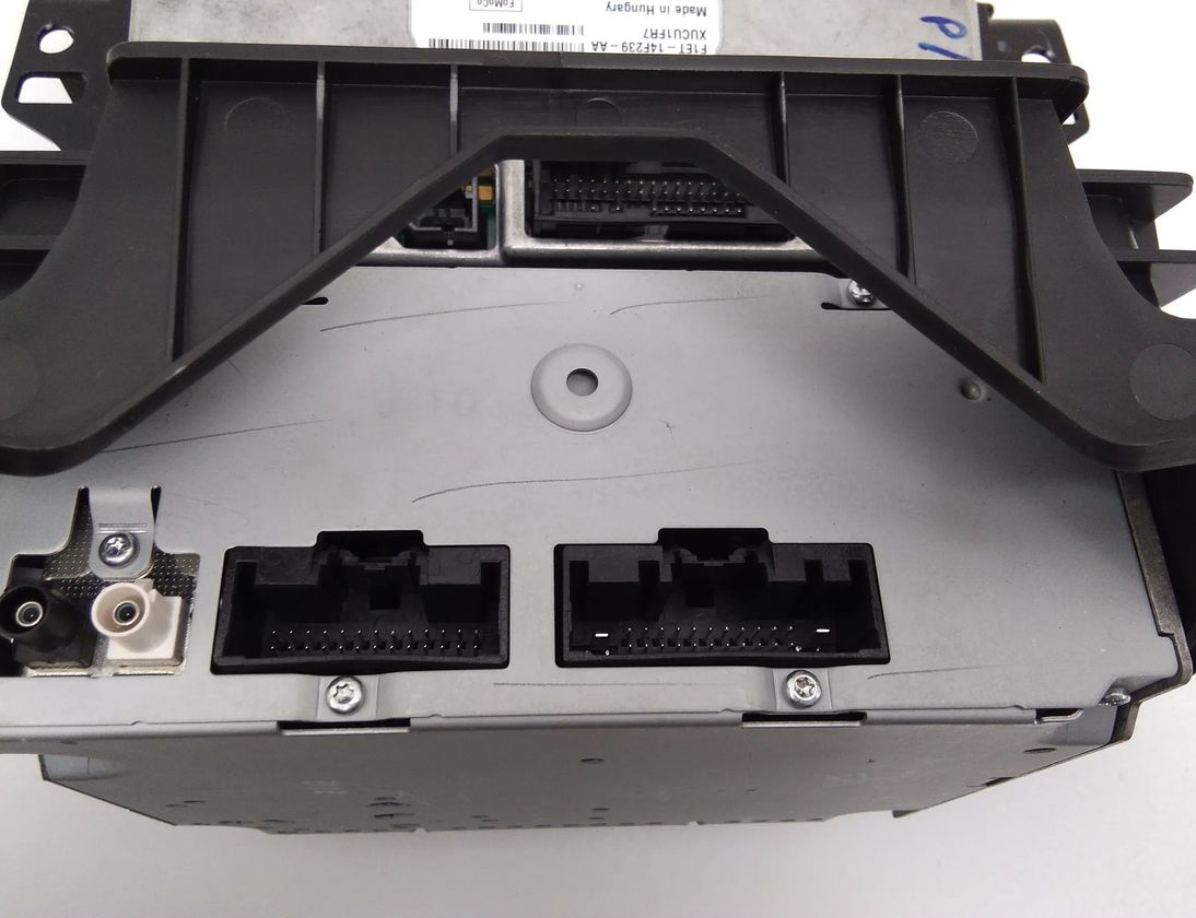 FORD Fiesta 6 generation (2008-2020) Mūzikas atskaņotājs bez GPS/navigācijas F1BT-18C815-LK,FIEB-A014L21-BAW,BM5T-18B955-FE,F1ET-14F239-AA 13904135