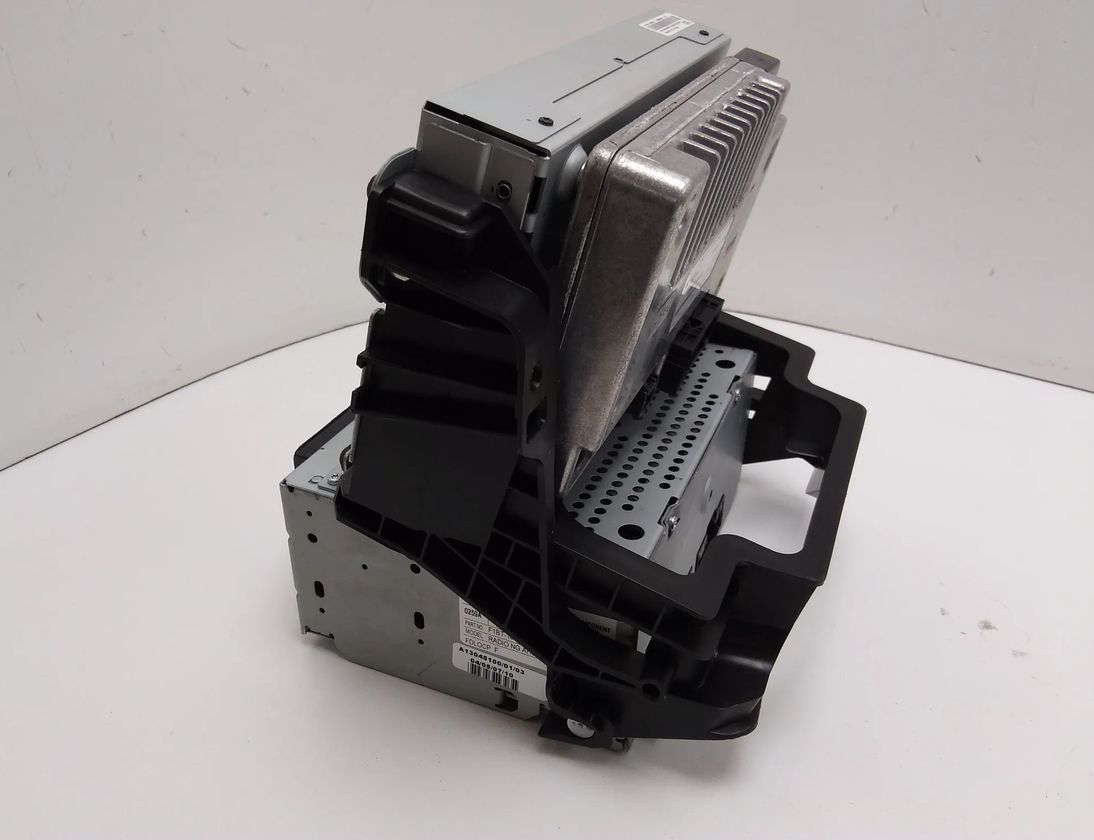 FORD Fiesta 6 generation (2008-2020) Mūzikas atskaņotājs bez GPS/navigācijas F1BT-18C815-LK,FIEB-A014L21-BAW,BM5T-18B955-FE,F1ET-14F239-AA 13904135