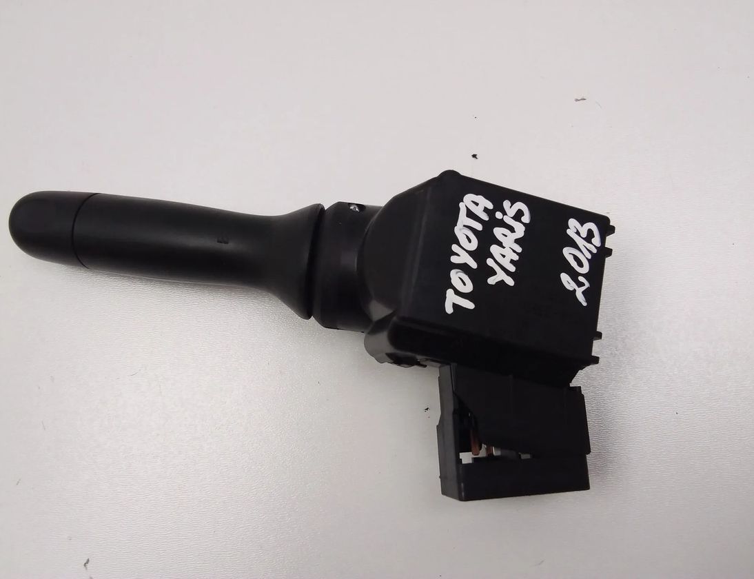 TOYOTA Yaris 3 generation (2010-2019) Wiper Control 17F761,17F144 13907783