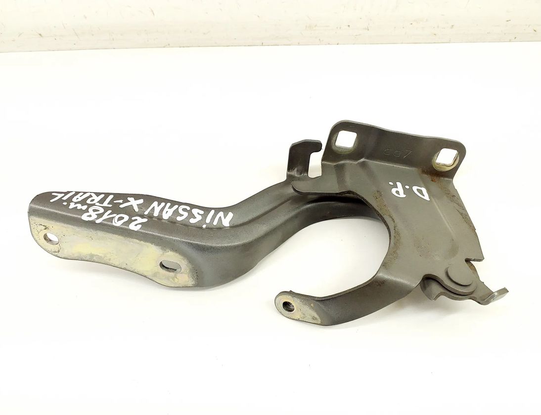 NISSAN X-Trail T32 (2013-2022) Front Right Bonnet Hinge 18052501