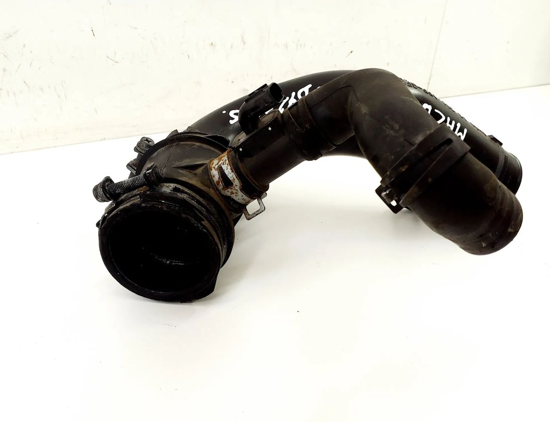 MAZDA 3 BM (2013-2019) Air Intake Tube SH02-13110,SH0113231,SH01-13225 20514187