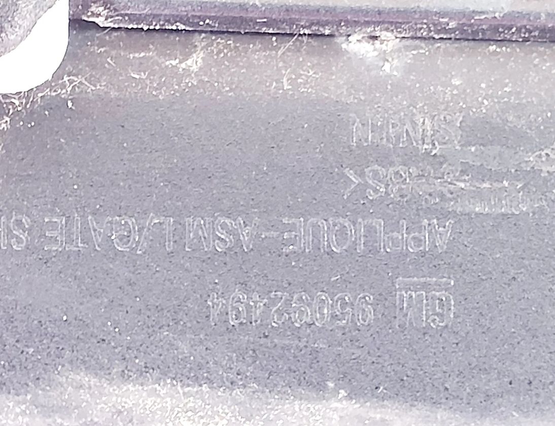 OPEL Mokka 1 generation (2012-2015) Молдинг заднего правого крыла 95092494 20699314