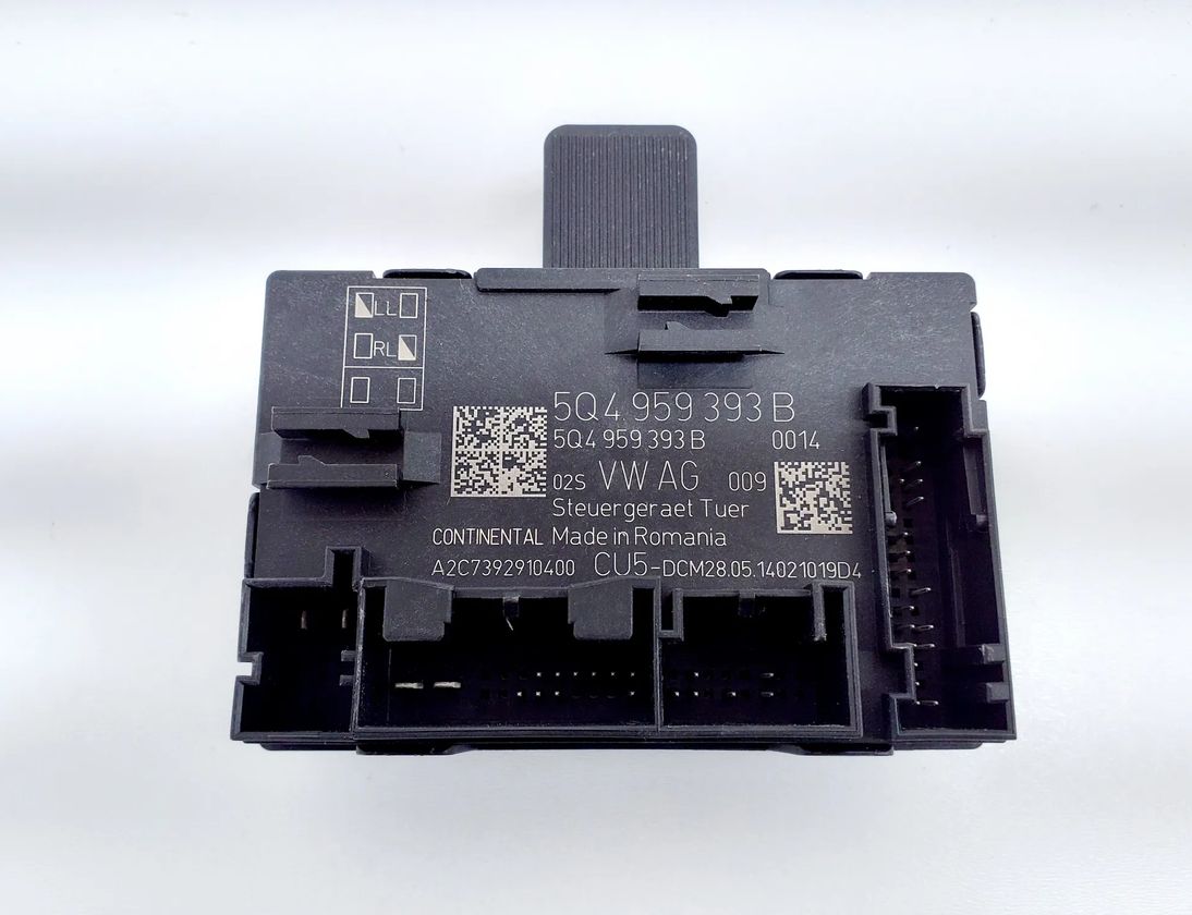 SKODA Octavia 3 generation (2013-2020) Priekšējo labo durvju vadības bloks 5Q4959393B 22479366