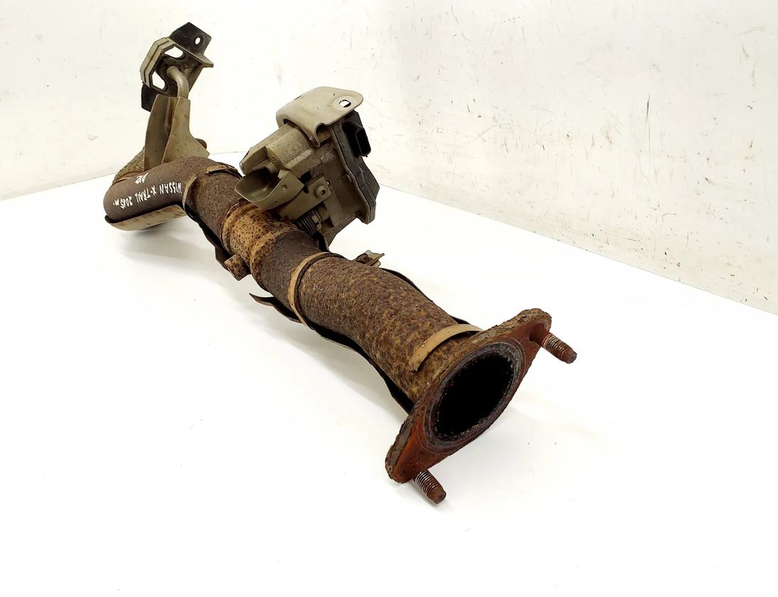 NISSAN X-Trail T32 (2013-2022)  Мотор выпускного клапана 50885503 25018108