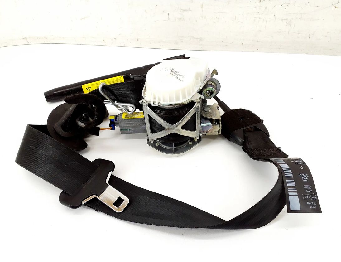 PEUGEOT 5008 1 generation (2009-2016) Ремень безопасности передний правый 34039737D,9682036580 25194543