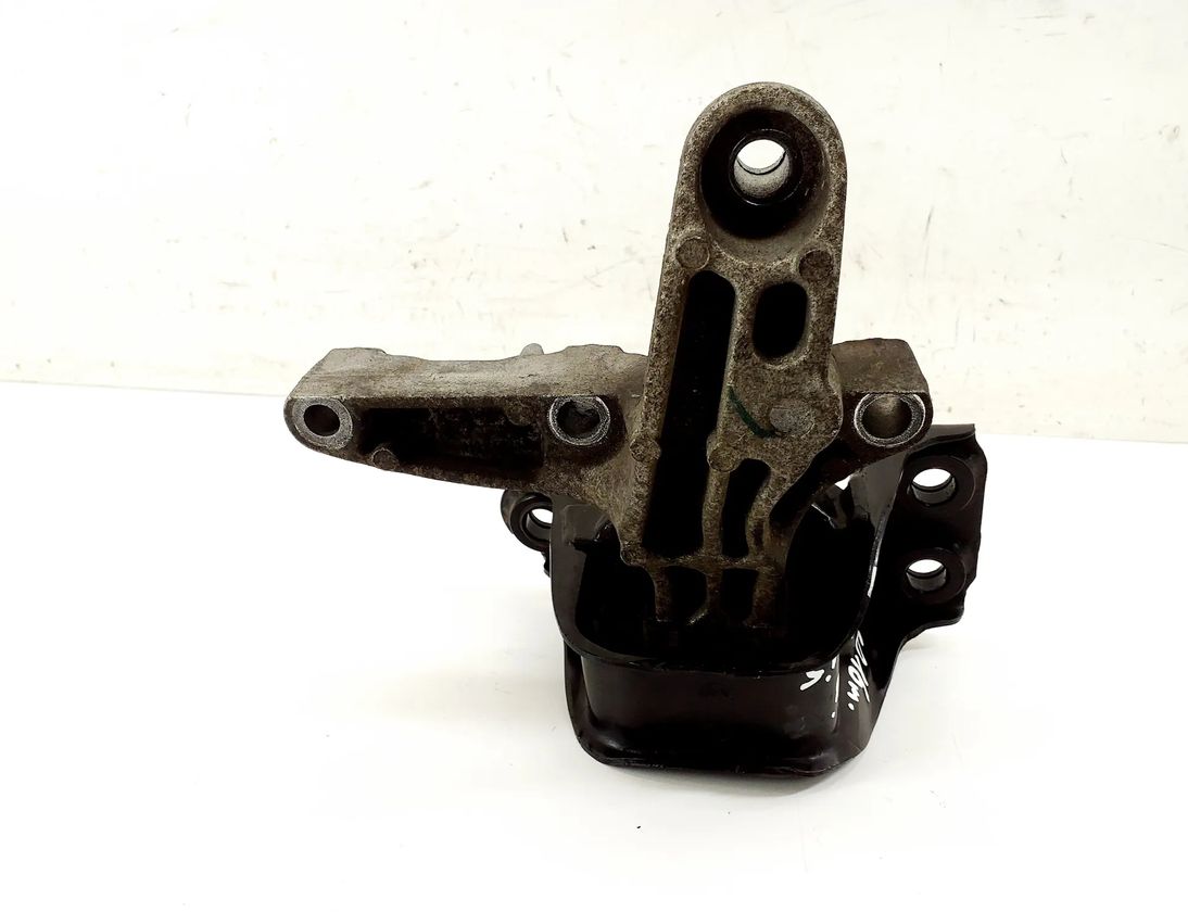 NISSAN Qashqai 2 generation (2013-2023) Подушка двигателя правая 112848459R 25370885