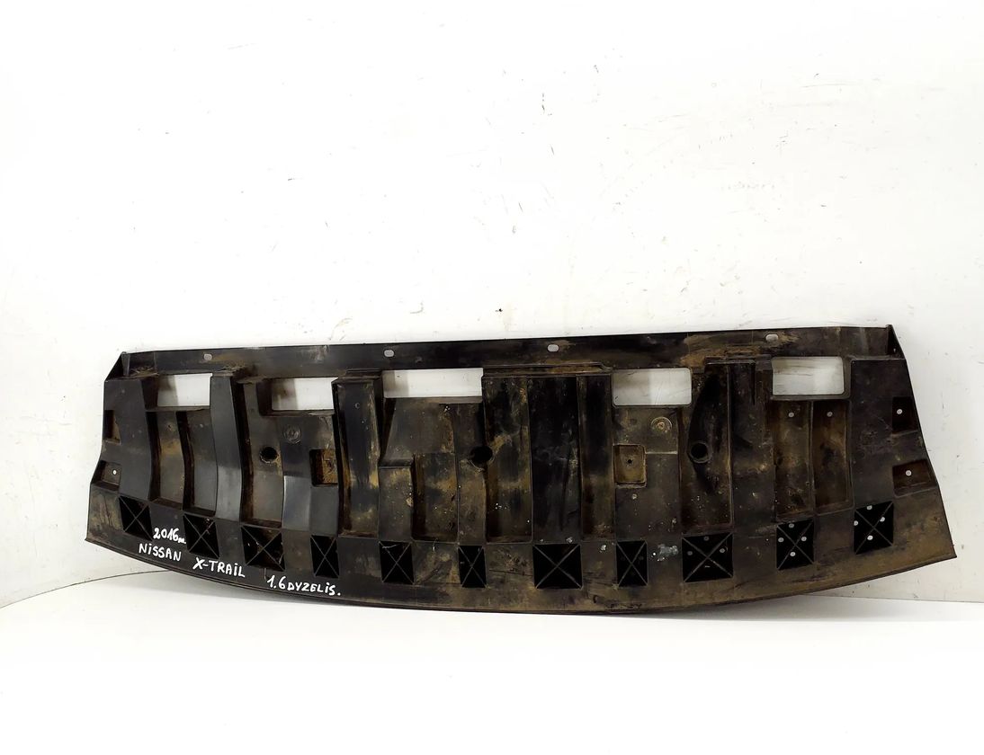 NISSAN X-Trail T32 (2013-2022) Крышка днища переднего бампера 626604CL0B 27404798