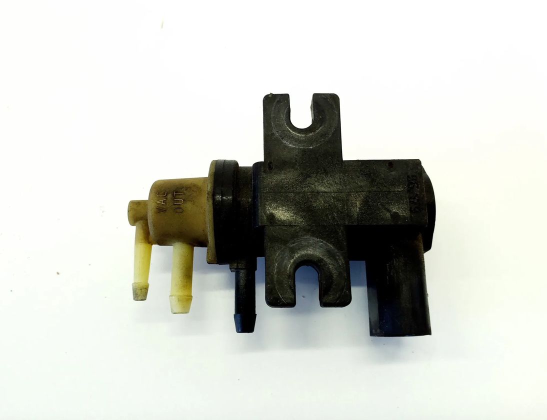 SKODA Superb 3 generation (2015-2023) Solenoid Valve 1K0906627A 31891450