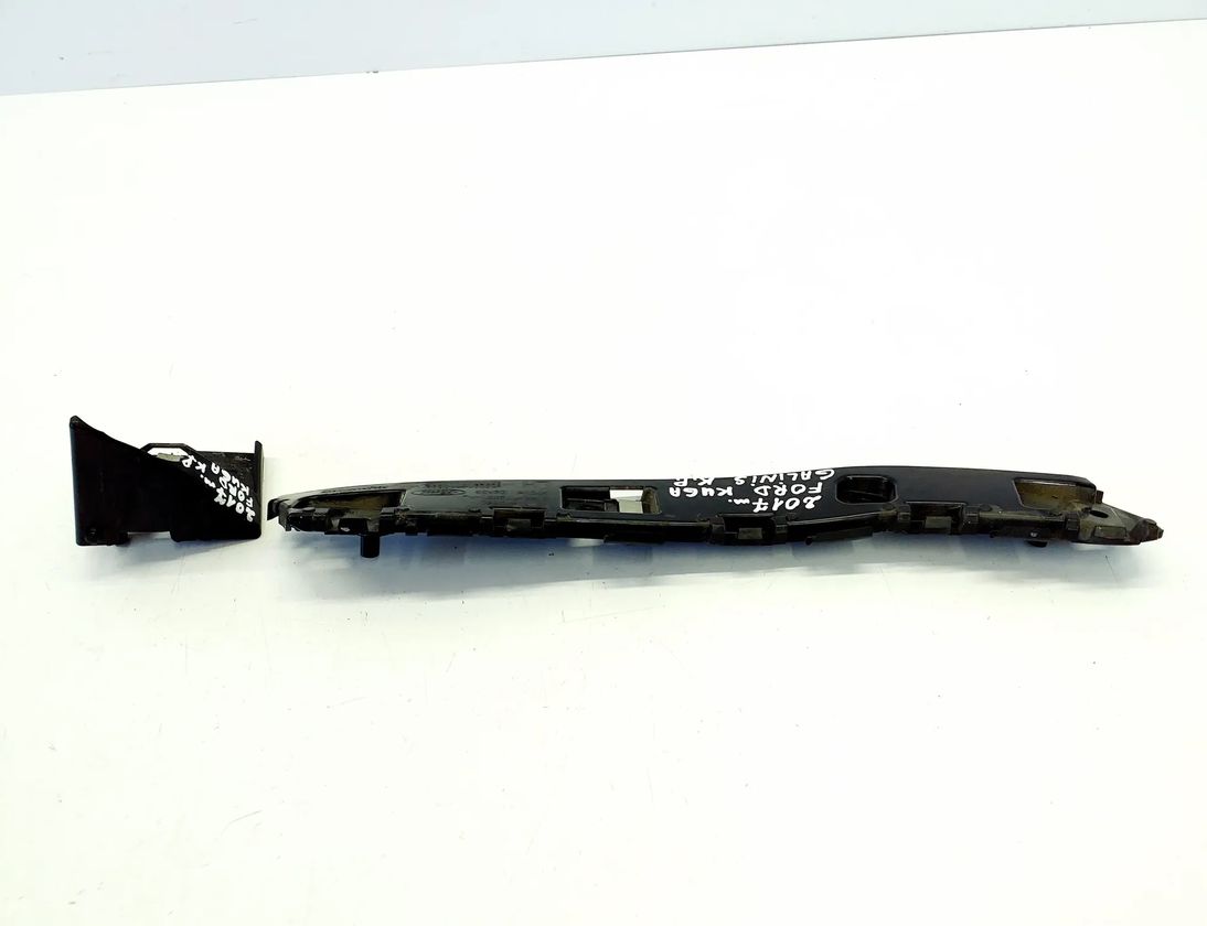 FORD Kuga 2 generation (2013-2020) Aizmugurējā kreisā bampera stiprinājums GV4417E851-A,GV44-17D949-A 32754651