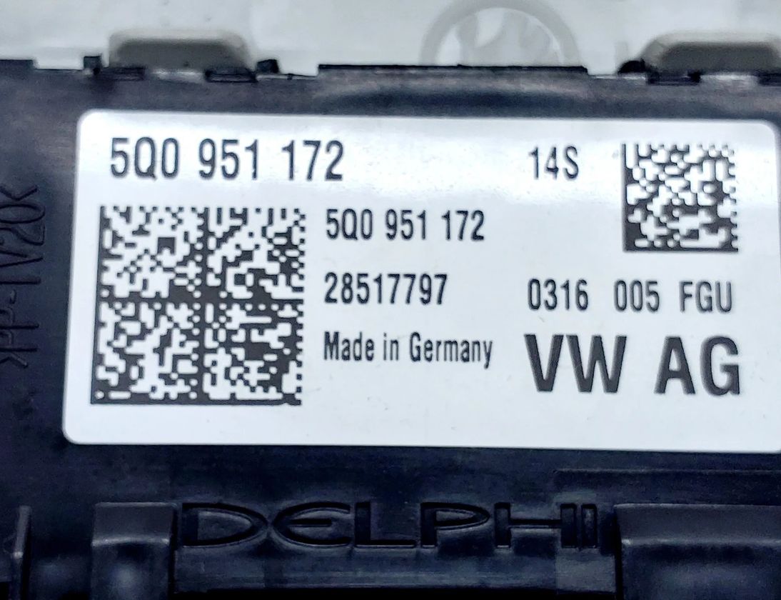 SKODA Superb 3 generation (2015-2023) Освещение салона 3V0868837B,5Q0951172 32803478