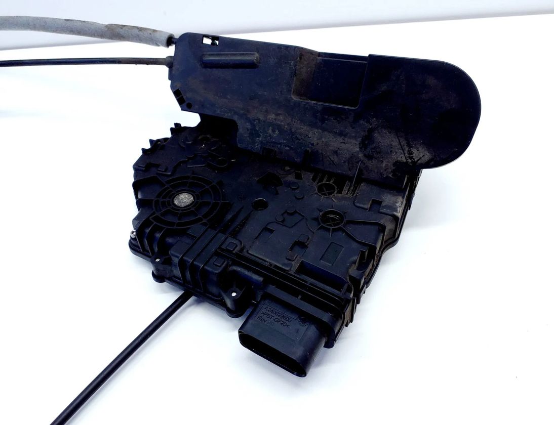 SEAT Alhambra 2 generation (2010-2021) Замок задней правой двери 7N0839003C,7N0839016C,7N0843642J,7N0843642K,5N0837885,7N0843745 32960173