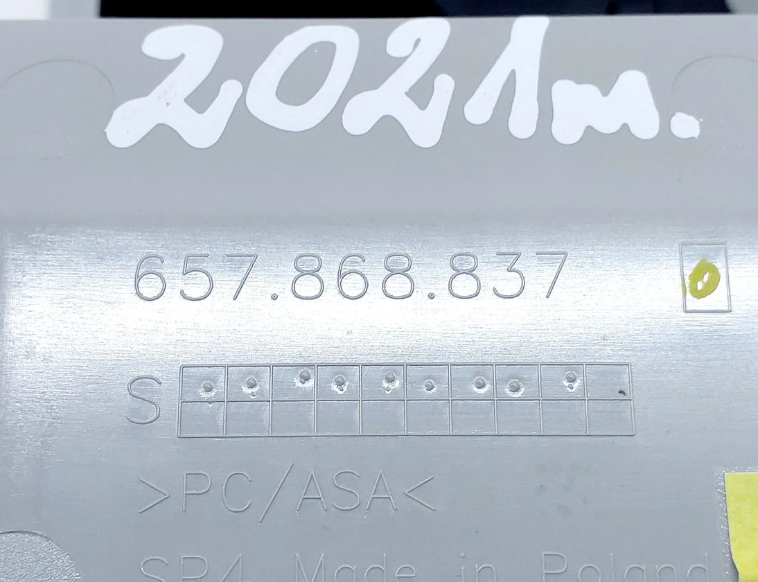 SKODA Scala 1 generation (2019-2023) Salona apgaismojums 657868837,5Q0951172A 32984432