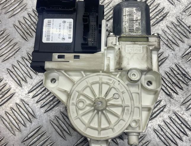 VOLKSWAGEN Golf 6 generation (2008-2015) Front Left Door Window Regulator Motor 0130822229,1K0959793J 29388571