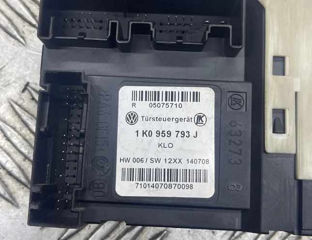 VOLKSWAGEN Golf 6 generation (2008-2015) Front Left Door Window Regulator Motor 0130822229,1K0959793J 29388571