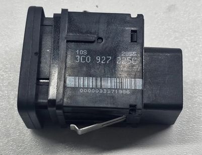VOLKSWAGEN Passat B6 (2005-2010) Кнопка ручного тормоза 3C0927225C 30904568