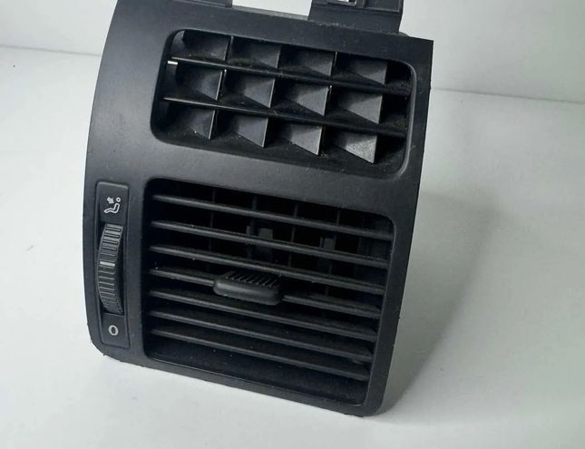 VOLKSWAGEN Touran 1 generation (2003-2015) Вентиляционные отверстия в приборной панели 1T0819704A 31876431