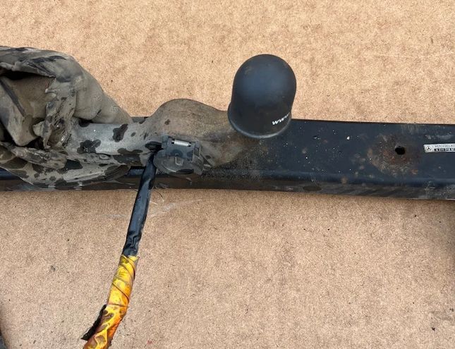 MERCEDES-BENZ E-Class W211/S211 (2002-2009) Съемный крюк A2113100704 33050612