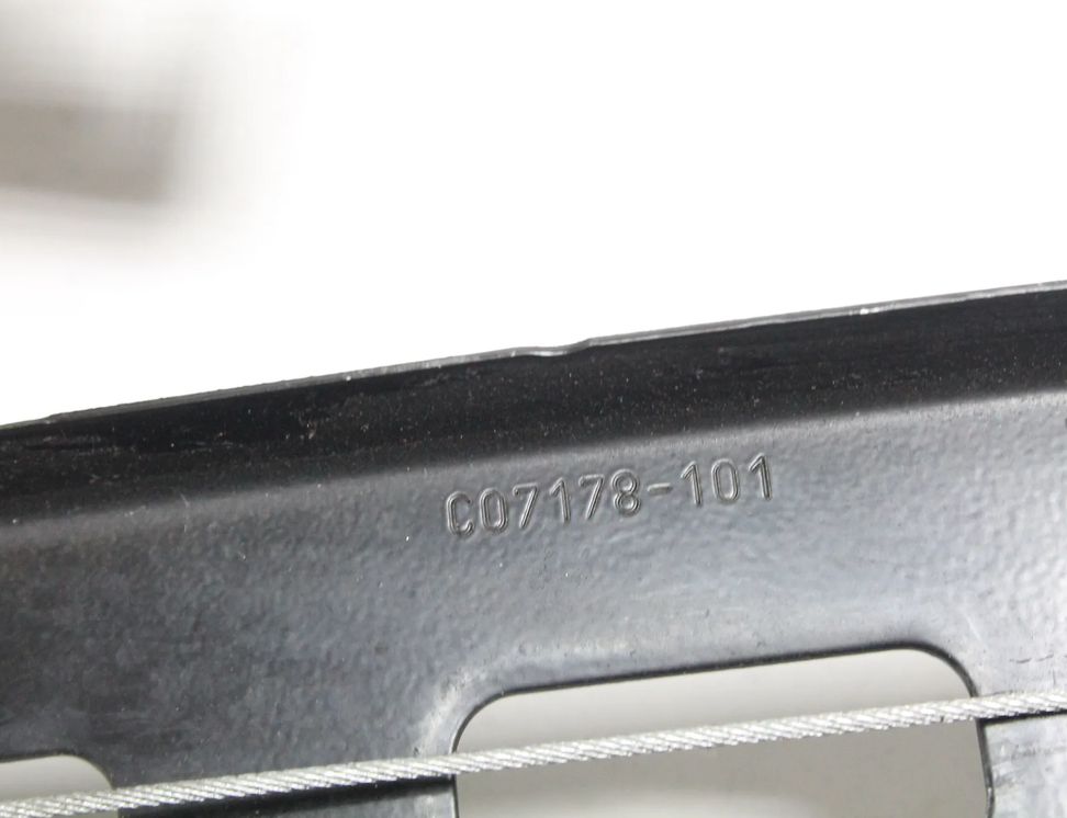 VOLKSWAGEN Passat CC 1 generation (2008-2017) Priekšējo labo durvju logu pacēlājs 3C8837462J 11290956