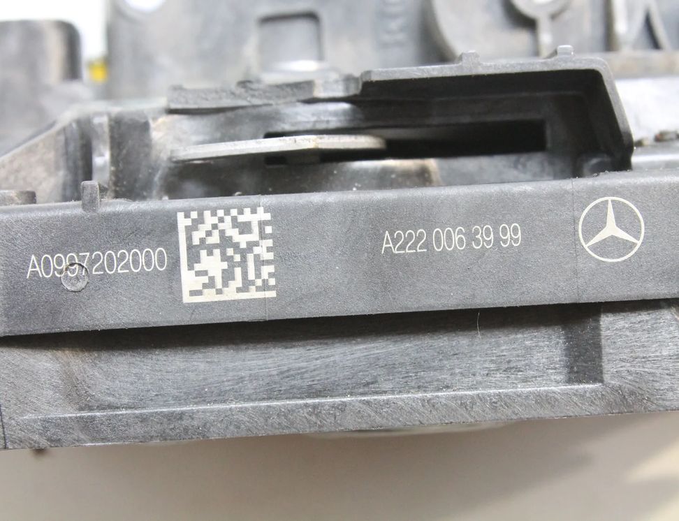 MERCEDES-BENZ C-Class W205/S205/C205 (2014-2023) Замок передней левой двери A2220063999 11621641