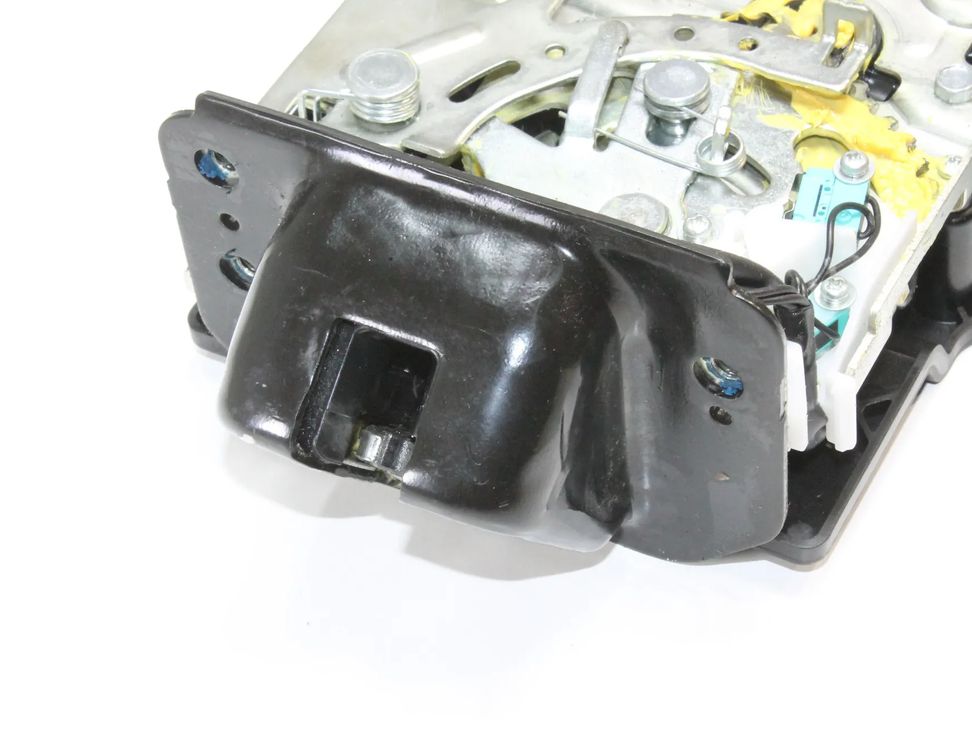 FORD Kuga 2 generation (2013-2020) Aizmugurējā bagāžnieka slēdzene CV44-7843102-B 13462607