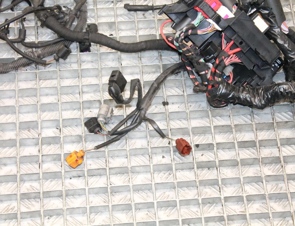 AUDI A5 8T (2007-2016) Motora elektroinstalācija 8K2971072BF 13784715