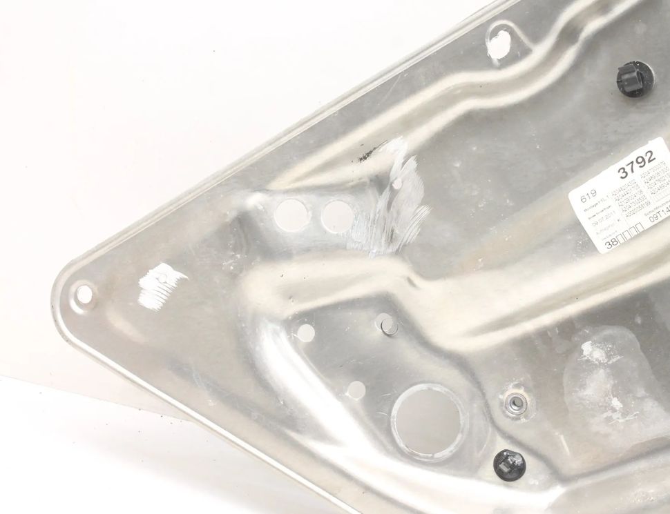 MERCEDES-BENZ C-Class W204/S204/C204 (2004-2015) Стеклоподъемник задней левой двери A2048204302 17957061