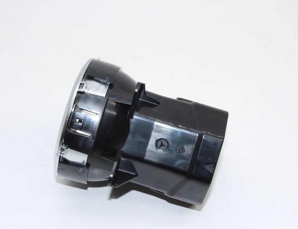 MERCEDES-BENZ A-Class W177 (2018-2024) Centrālās konsoles kanāls A17783063007 18013464