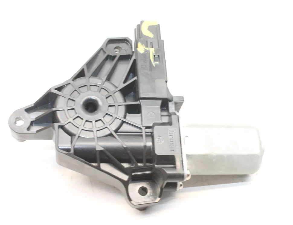 VOLVO V40 2 generation (2012-2020) Моторчик стеклоподъемника задней левой двери C17543-100 18044741