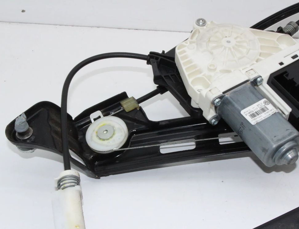 VOLKSWAGEN Passat CC 1 generation (2008-2017) Front Left Door Window Regulator 3C8837461J 18310004