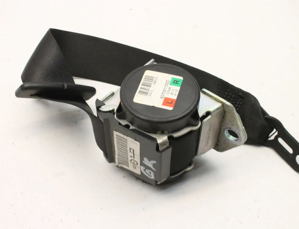 BMW M3 E90/E92/E93 (2007-2013) Aizmugurējā kreisā drošības josta 9128866 20645122