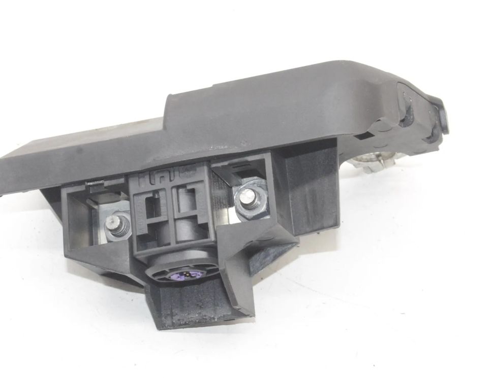 AUDI A4 B8/8K (2011-2016) Kлемы аккумулятора B0101063 21045083