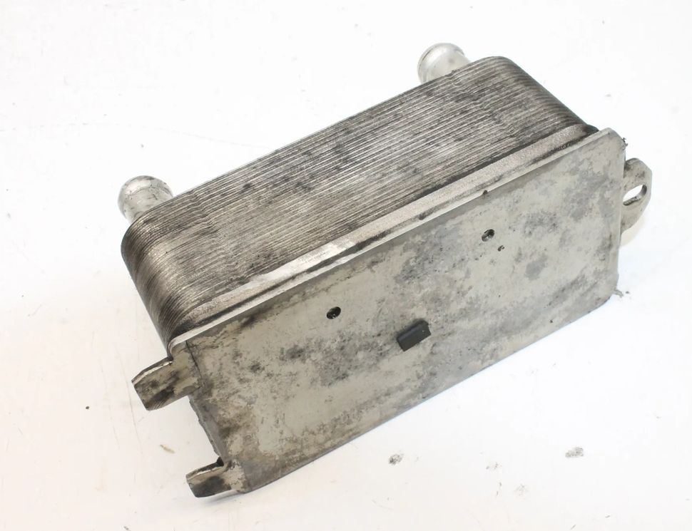 JAGUAR XF 1 generation (2011-2016) Масляный радиатор AW837A095AA 21603552