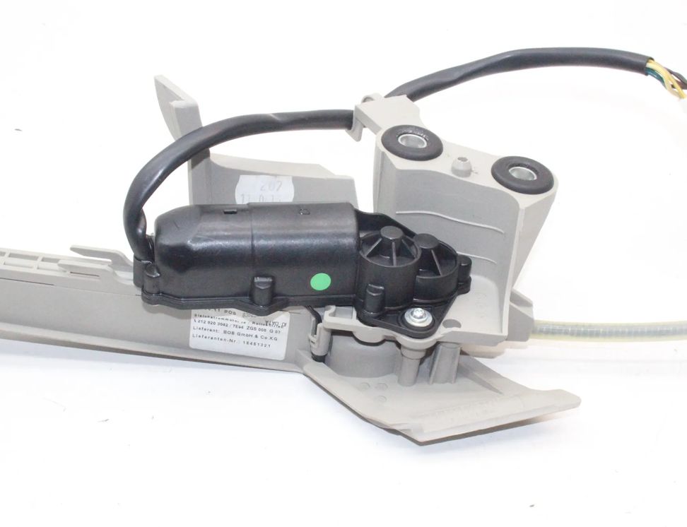 MERCEDES-BENZ E-Class W212/S212/C207/A207 (2009-2016)  Rear Parcel Shelf Cover Rail Right A2128203042 22568194