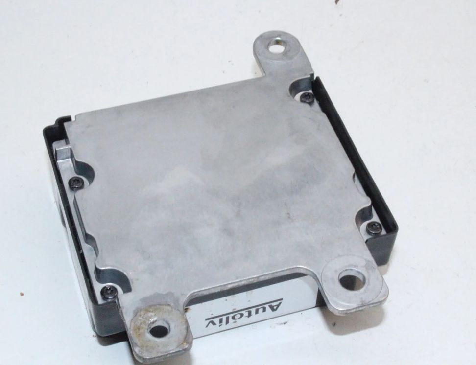 NISSAN X-Trail T32 (2013-2022) SRS vadības bloks 988204CG0A 22924519