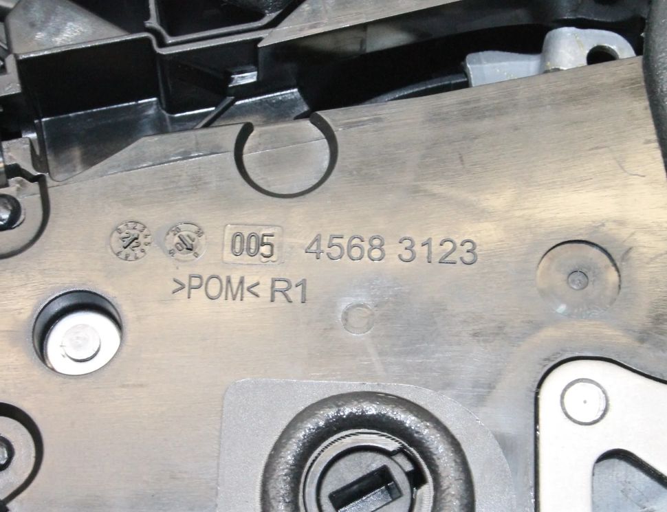 BMW i4 1 generation (2021-2024) Замок задней правой двери 7445054 22926848