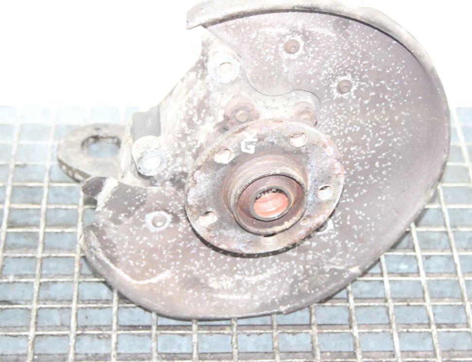 AUDI A4 B8/8K (2011-2016) Aizmugurējā kreisā riteņa rumbas vārpsta/stupica 8K0505431AR 22984225