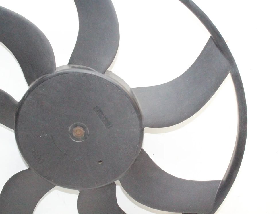 BMW 6 Series F06/F12/F13 (2010-2018) Diffuser Fan 8509741 23388905