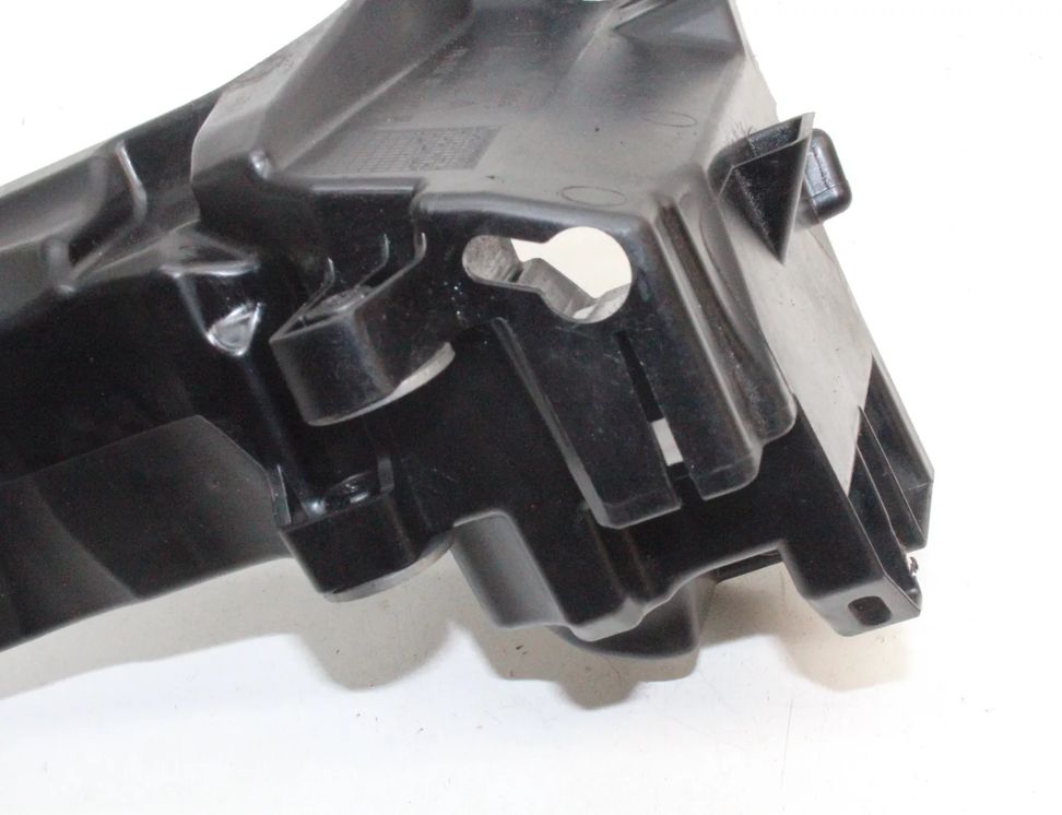 FORD Kuga 1 generation (2008-2013) Citas motora nodalījuma detaļas 9674482280 23419083