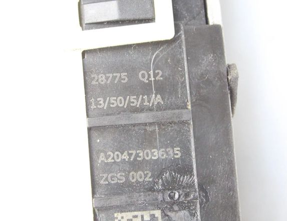 MERCEDES-BENZ A-Class W176 (2012-2018) Aizmugurējā labā durvju slēdzene A2047303635 23419567