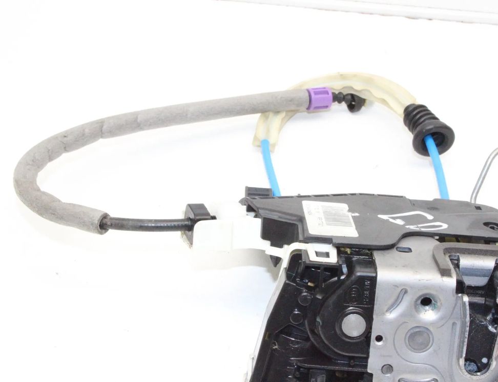 MERCEDES-BENZ A-Class W176 (2012-2018) Aizmugurējā labā durvju slēdzene A2047303635 23419567