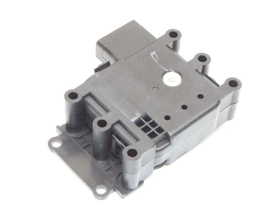 MAZDA 3 BM (2013-2019) Клапаны управления внутренним подогревом GA705KD47 23714443