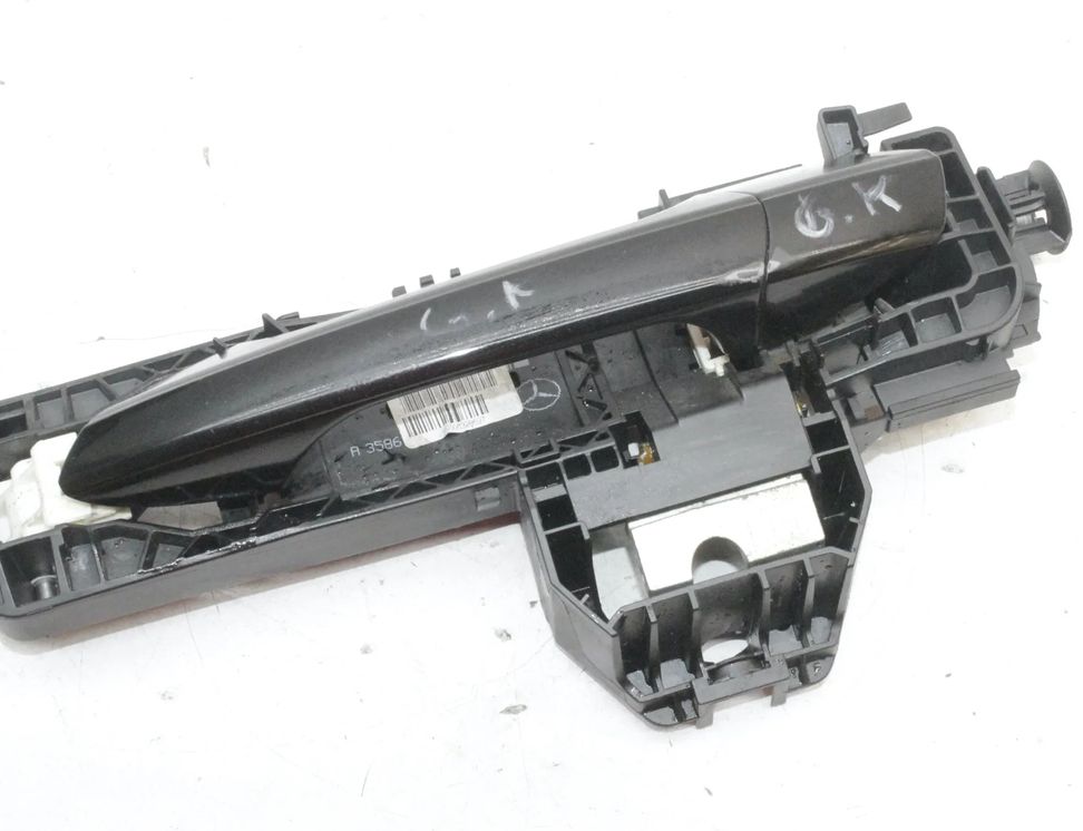 MERCEDES-BENZ C-Class W204/S204/C204 (2004-2015) Aizmugurējo kreiso durvju ārējais rokturis A2047602134 25284904
