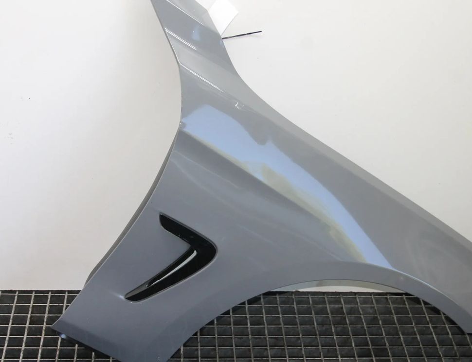 BMW 4 Series F32/F33/F36 (2013-2020) Крыло переднее правое 300 25610851