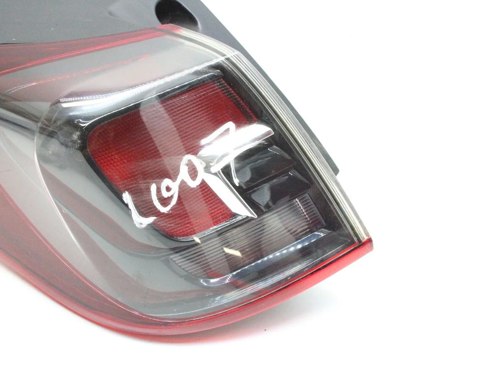 OPEL Crossland X 1 generation (2017-2023) Rear Left Taillight 39137519 25708726