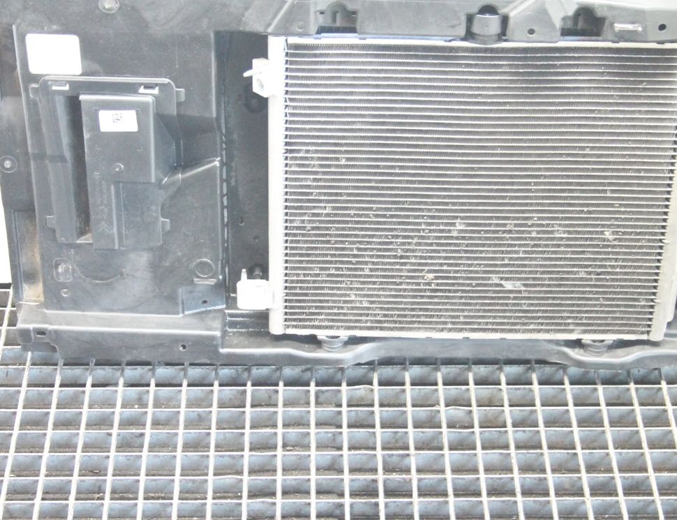 OPEL Crossland X 1 generation (2017-2023) Dzesēšanas sistēma 039195242,9676534280 25711153