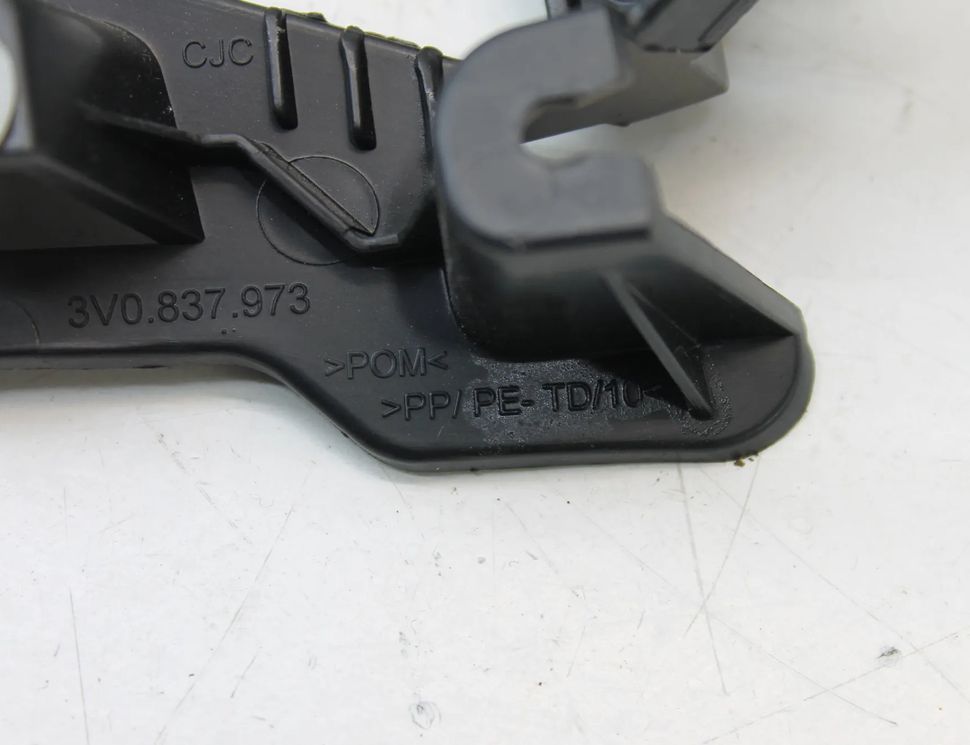 SKODA Superb 3 generation (2015-2023) Priekšējo kreiso durvju skaļrunis 3V0035411B 27414080