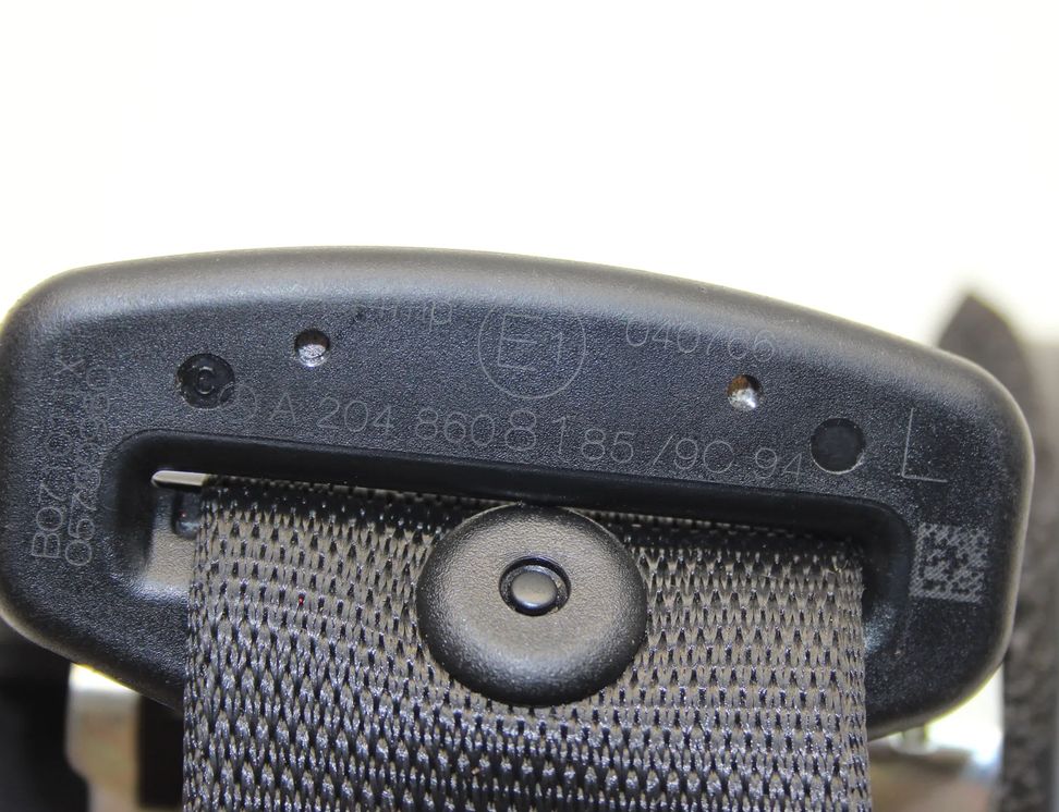 MERCEDES-BENZ C-Class W204/S204/C204 (2004-2015) Aizmugurējā kreisā drošības josta A2048608185 27424653