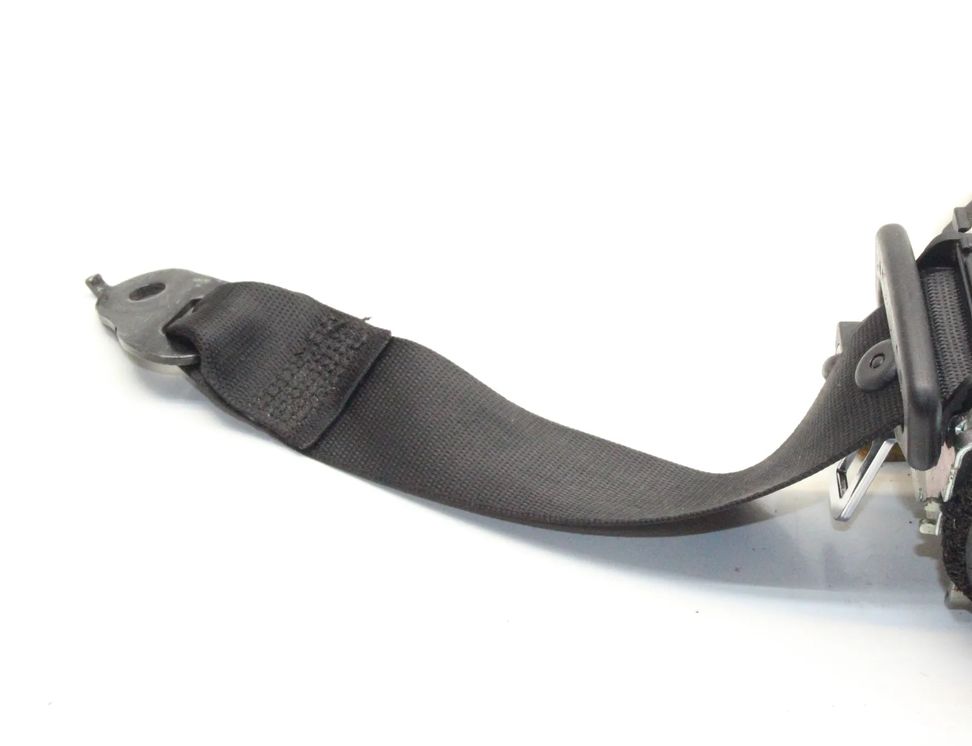 MERCEDES-BENZ C-Class W204/S204/C204 (2004-2015) Aizmugurējā kreisā drošības josta A2048608185 27424653